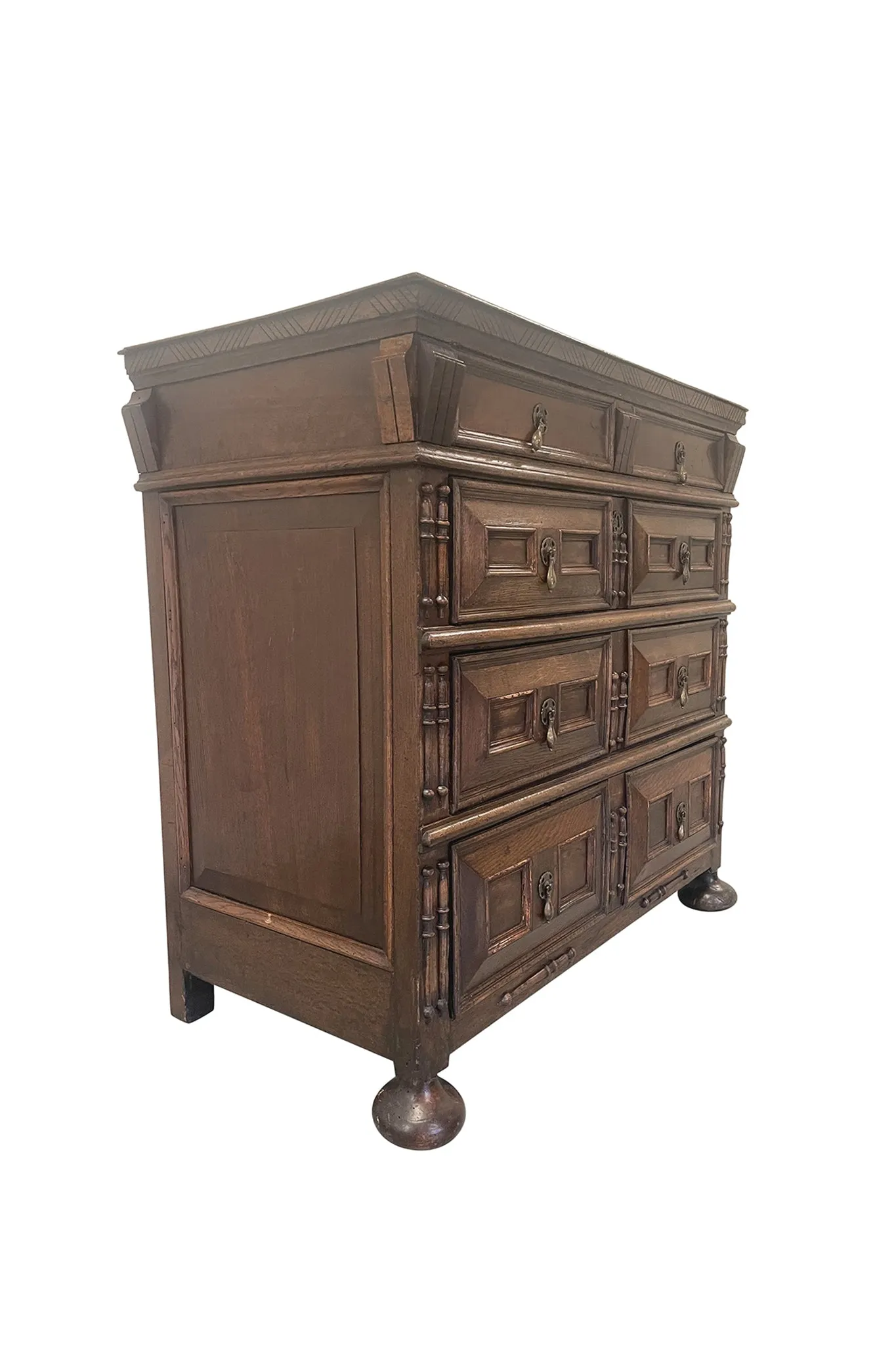18th Century English Oak Chest of Drawers