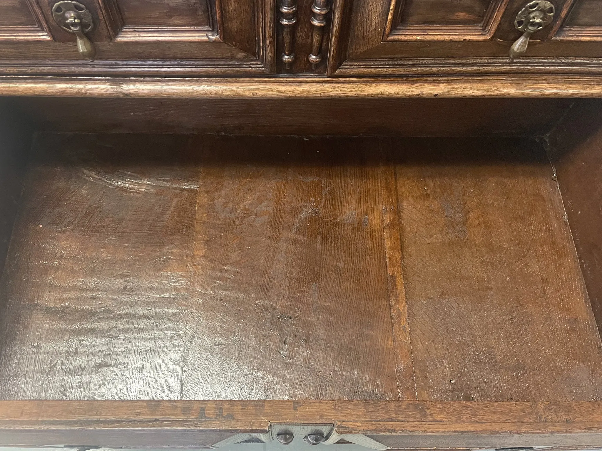 18th Century English Oak Chest of Drawers
