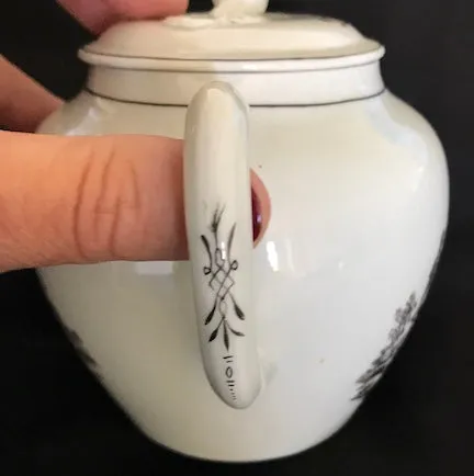 18th Century Worcester Porcelain Globular Teapot with Black Transfer Prints.