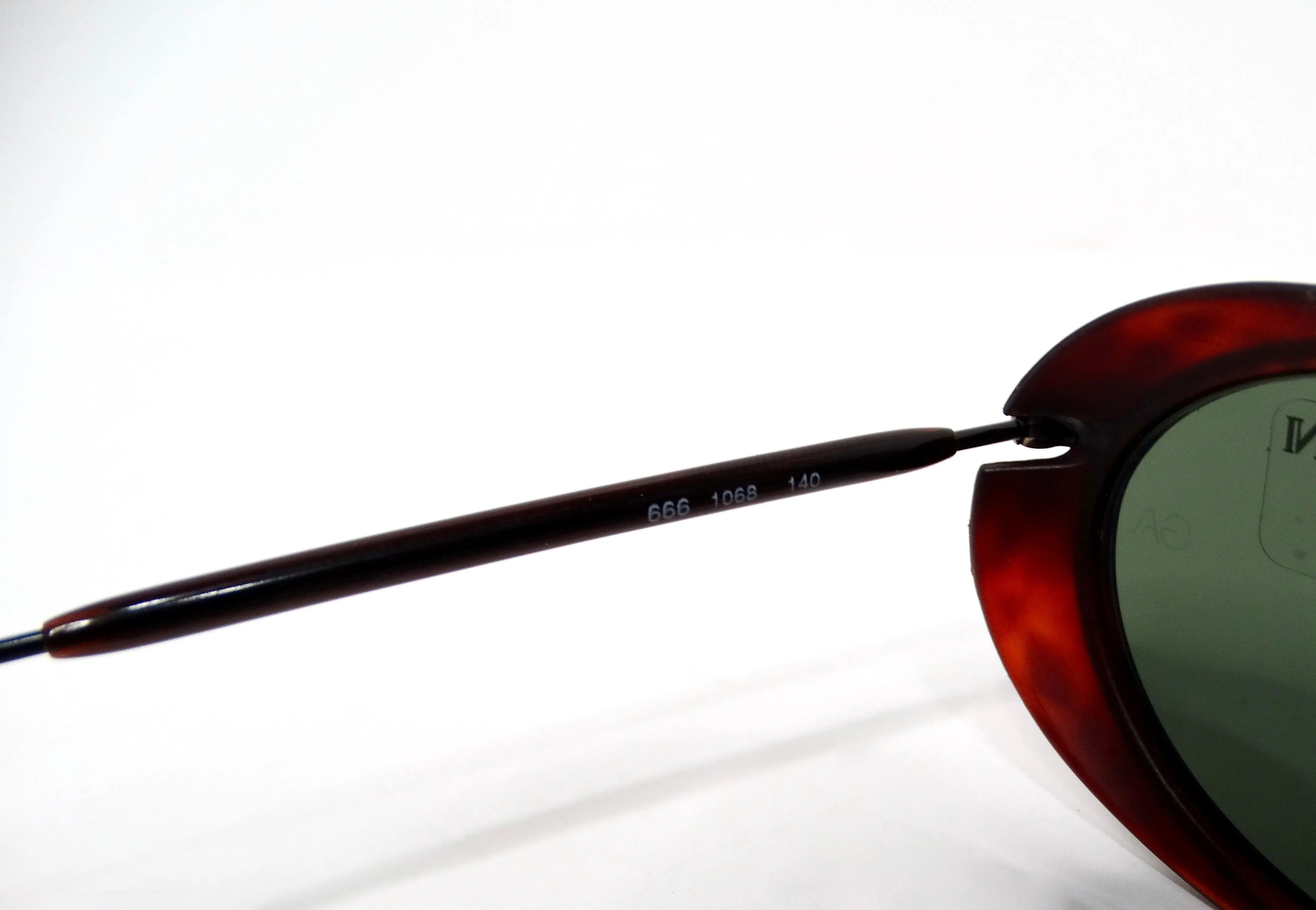 1990s Giorgio Armani Red Tortoise Oval Retro Frame Green Tinted Sunglasses