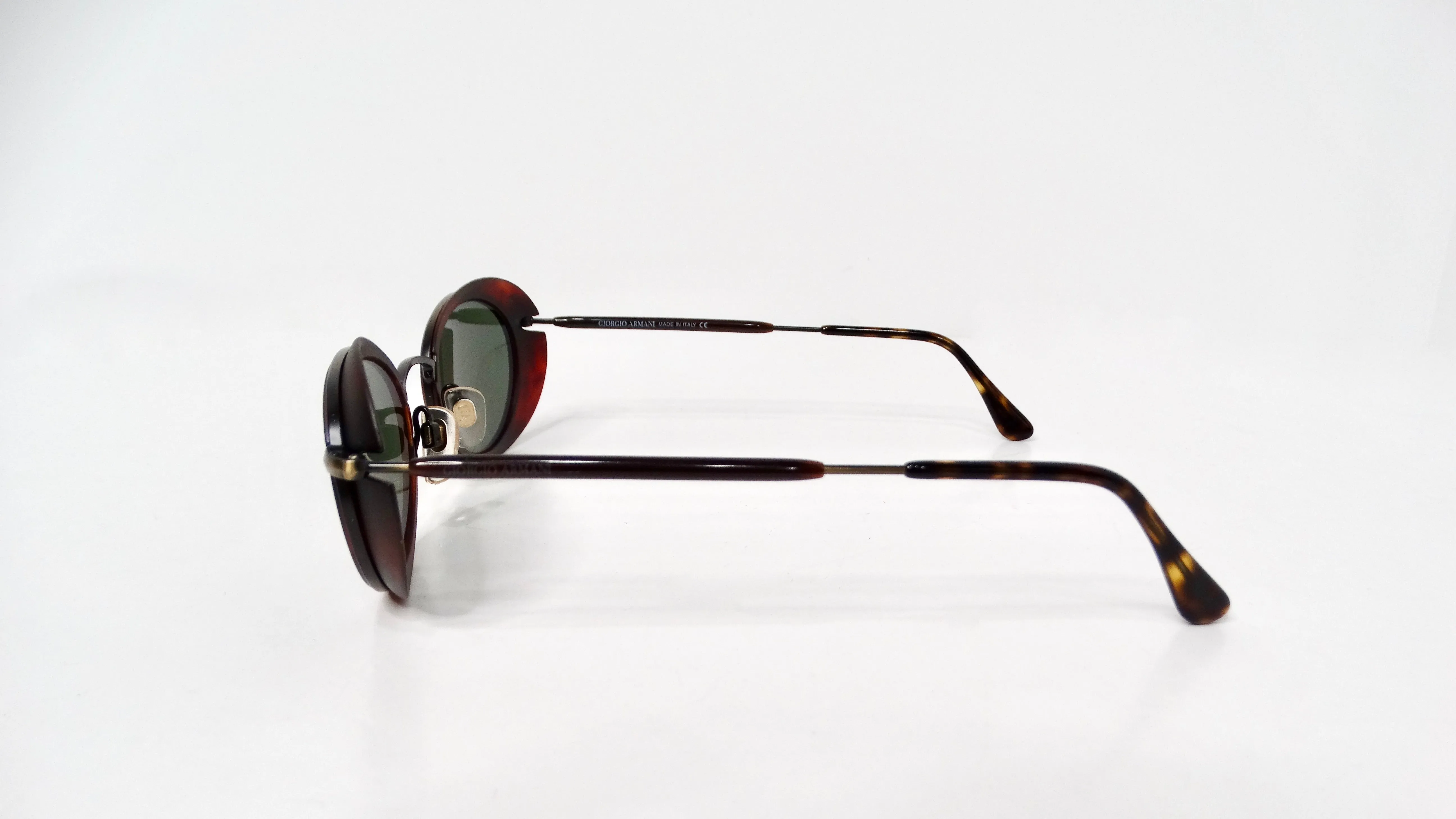 1990s Giorgio Armani Red Tortoise Oval Retro Frame Green Tinted Sunglasses