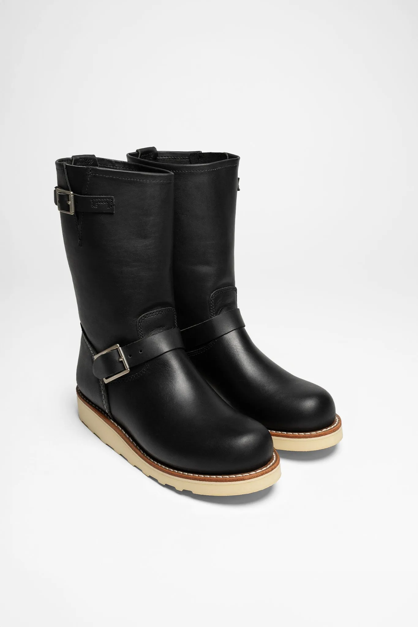 3470 CLASSIC ENGINEER Damen Schwarz