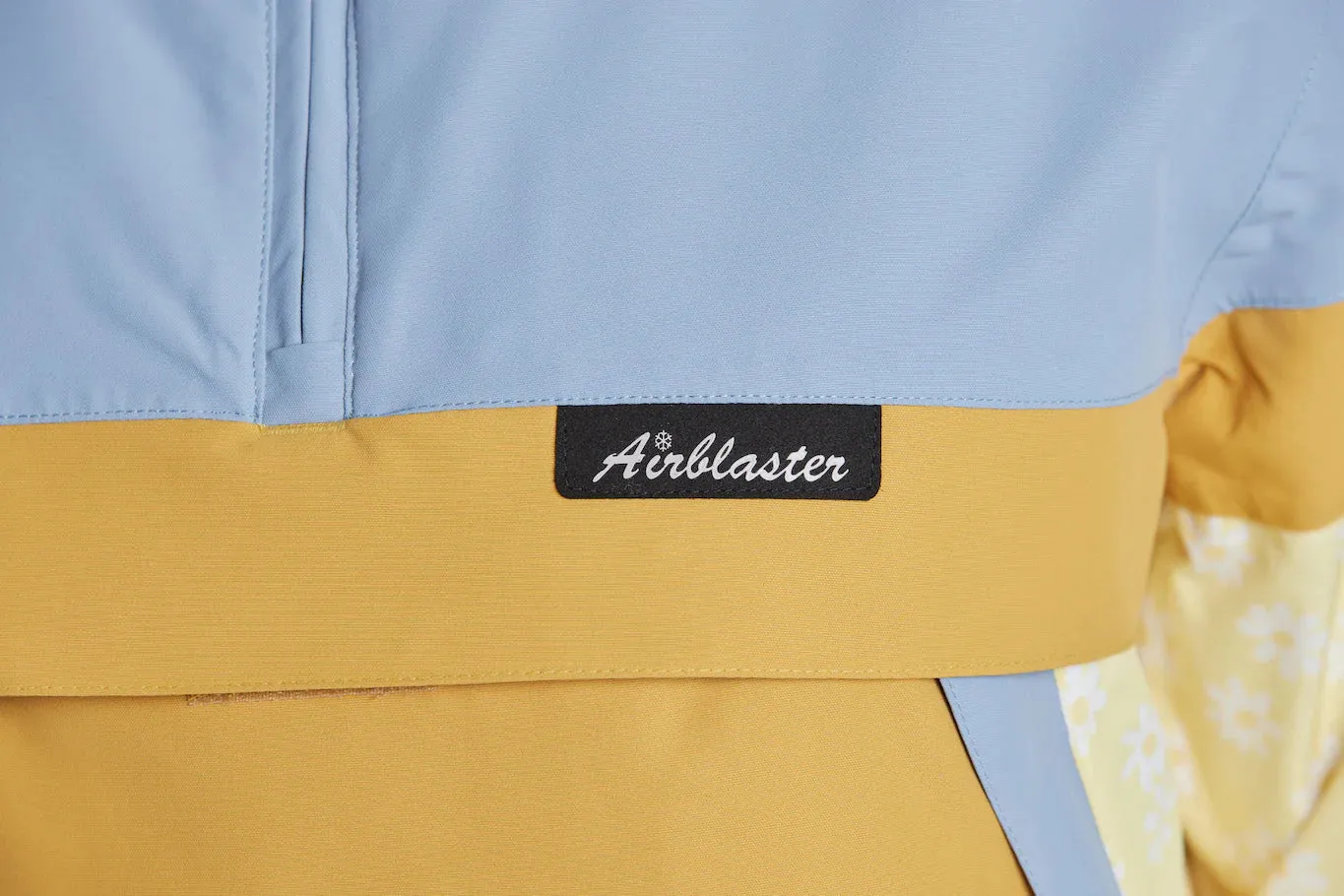 Airblaster Lady Trenchover Jacket Womens Custard Daisy