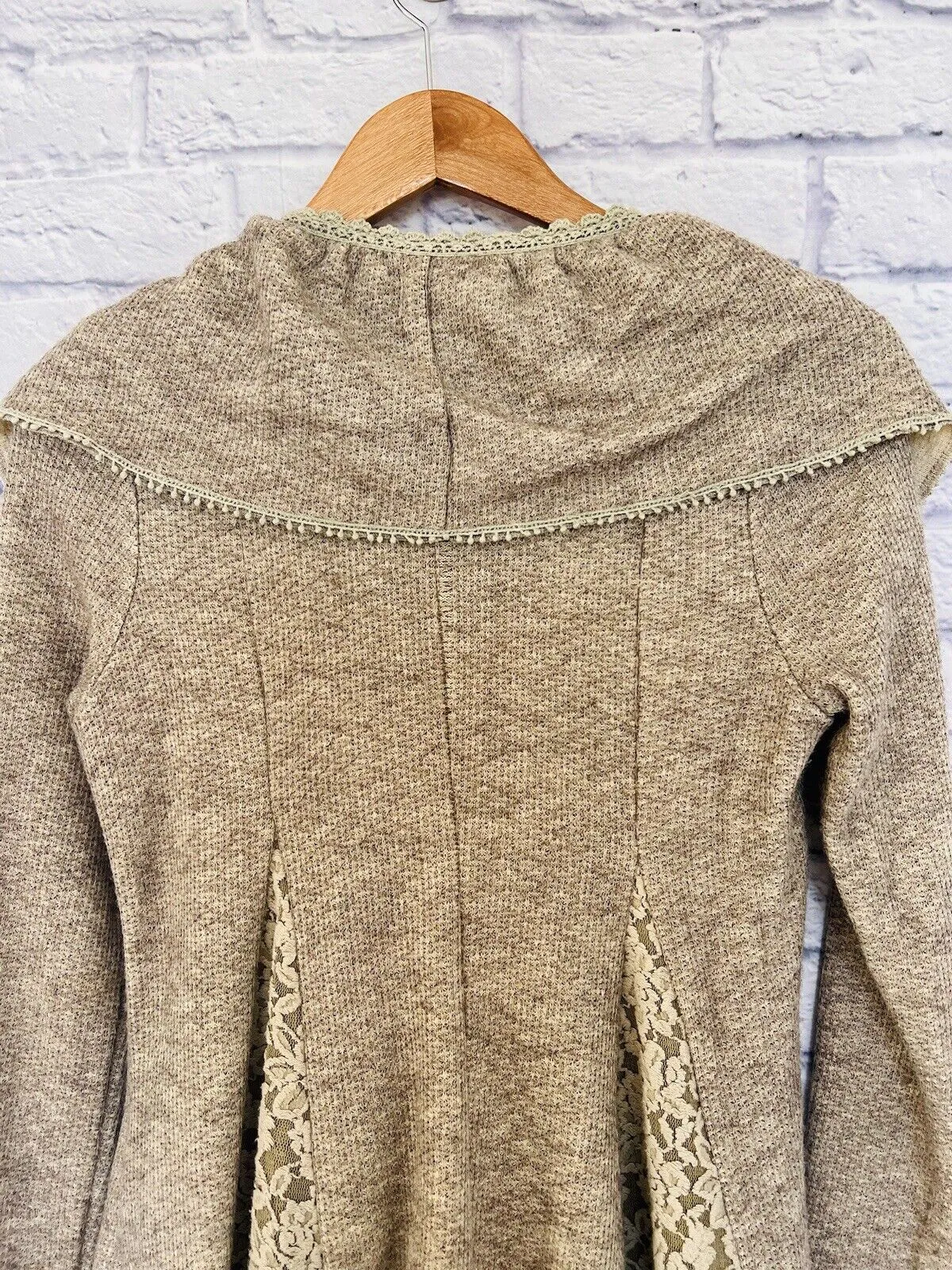 ANTHROPOLGIE RYU Ruffle Lace Cardigan Sz S Beige Long Sleeve Draped Goblincore