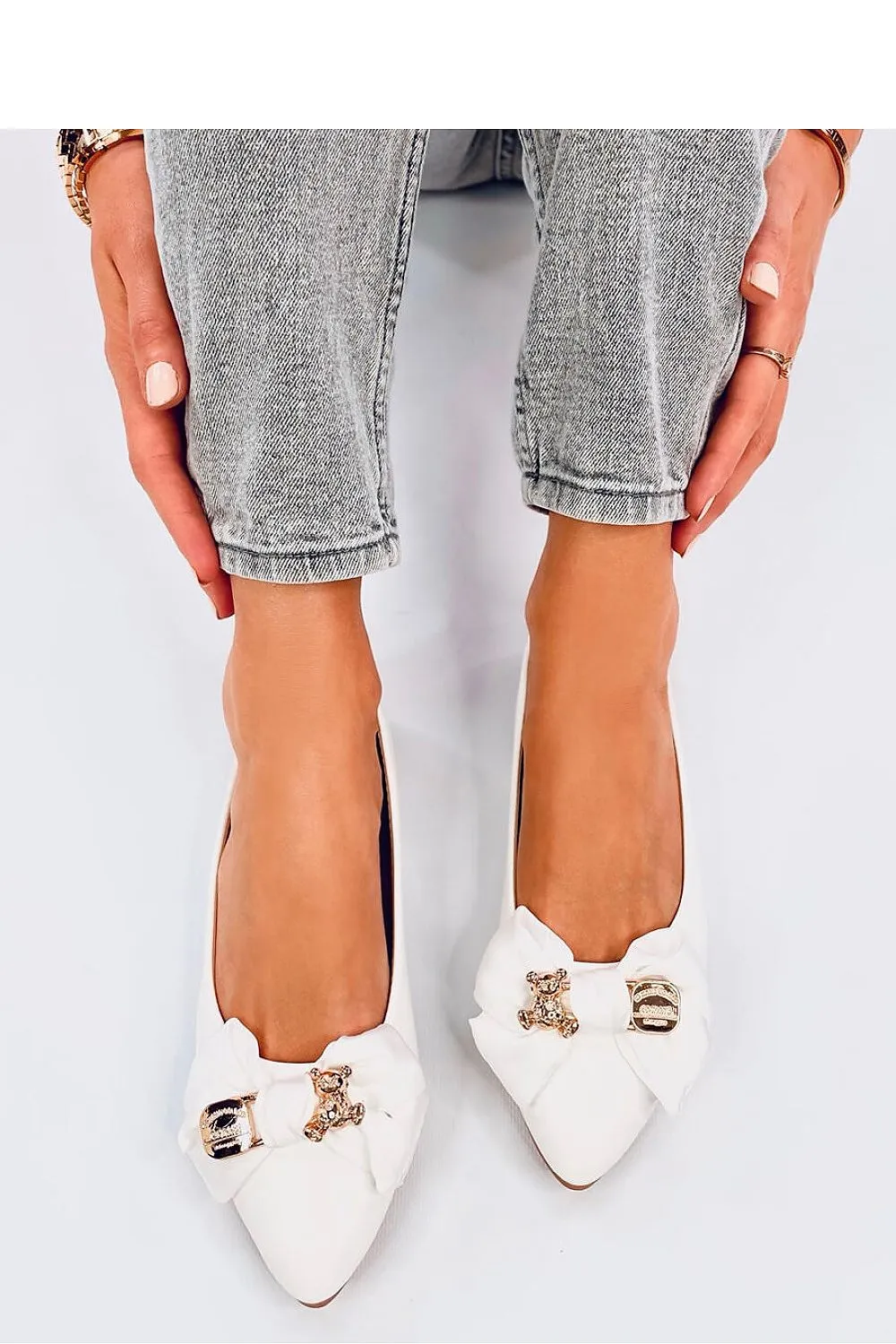 Ballet flats