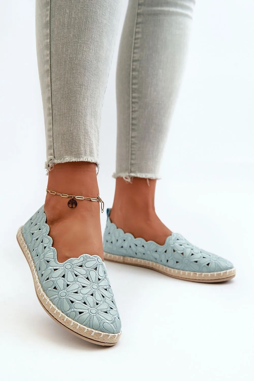 Ballet flats