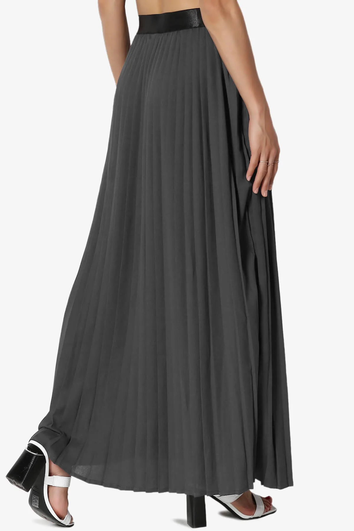 Barria Flowy Maxi Pleated Skirt