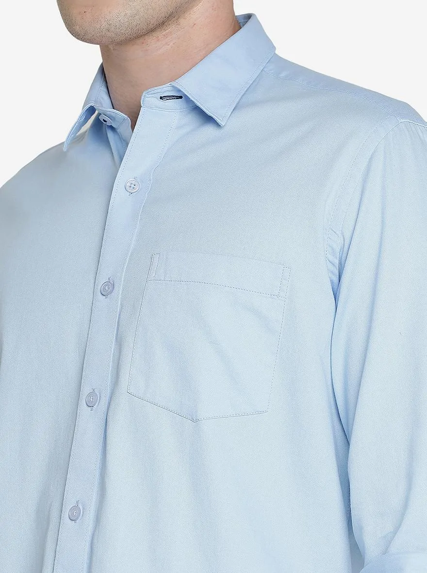 Blue Solid Slim Fit Semi Casual Shirt | JadeBlue