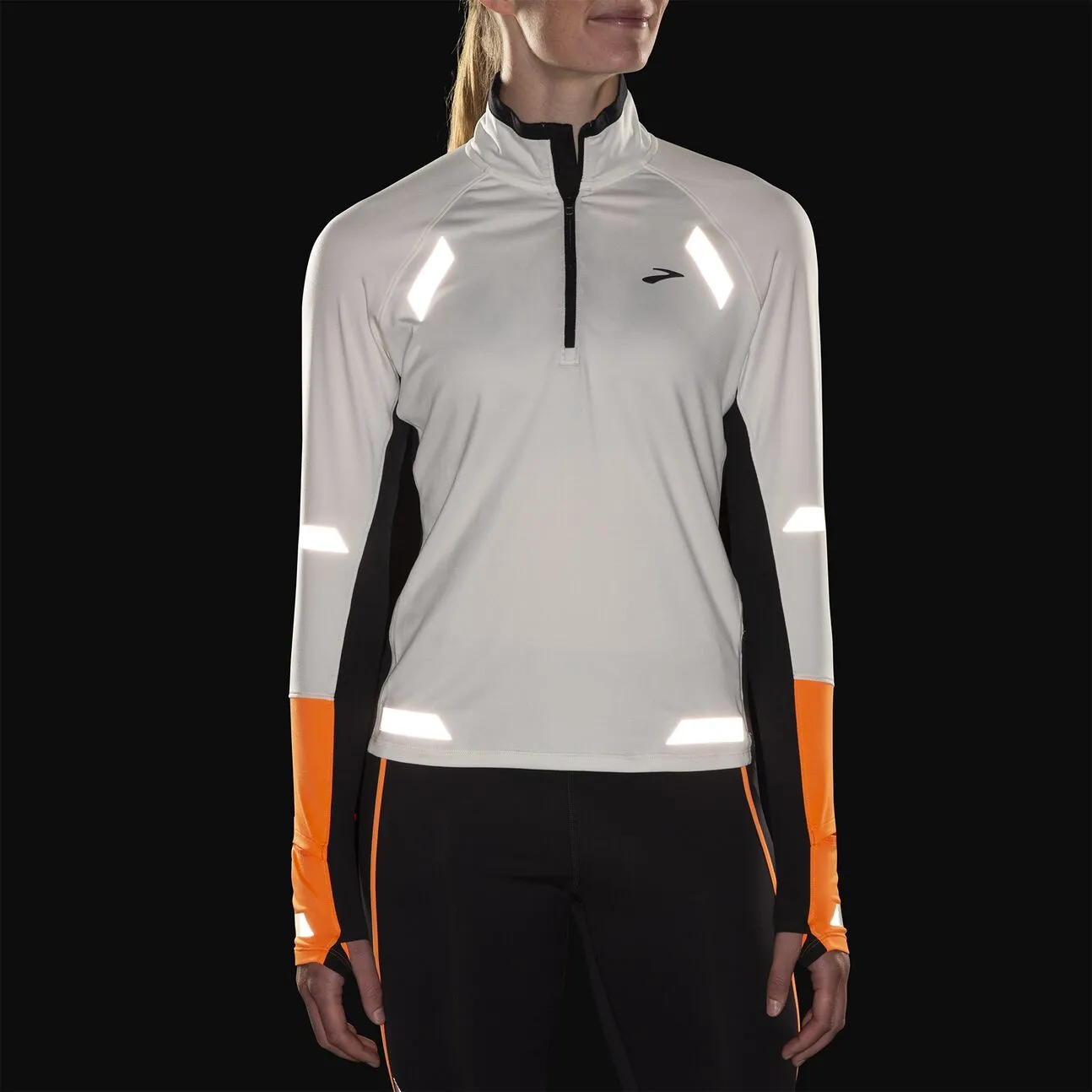 Brooks Women's Run Visible 1/2 Zip 2.0