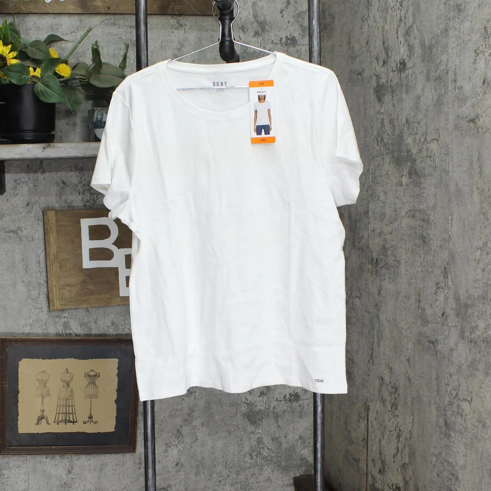DKNY Women's Short Sleeve Crew Neck Organic Cotton Tee 1679439 White 2XL