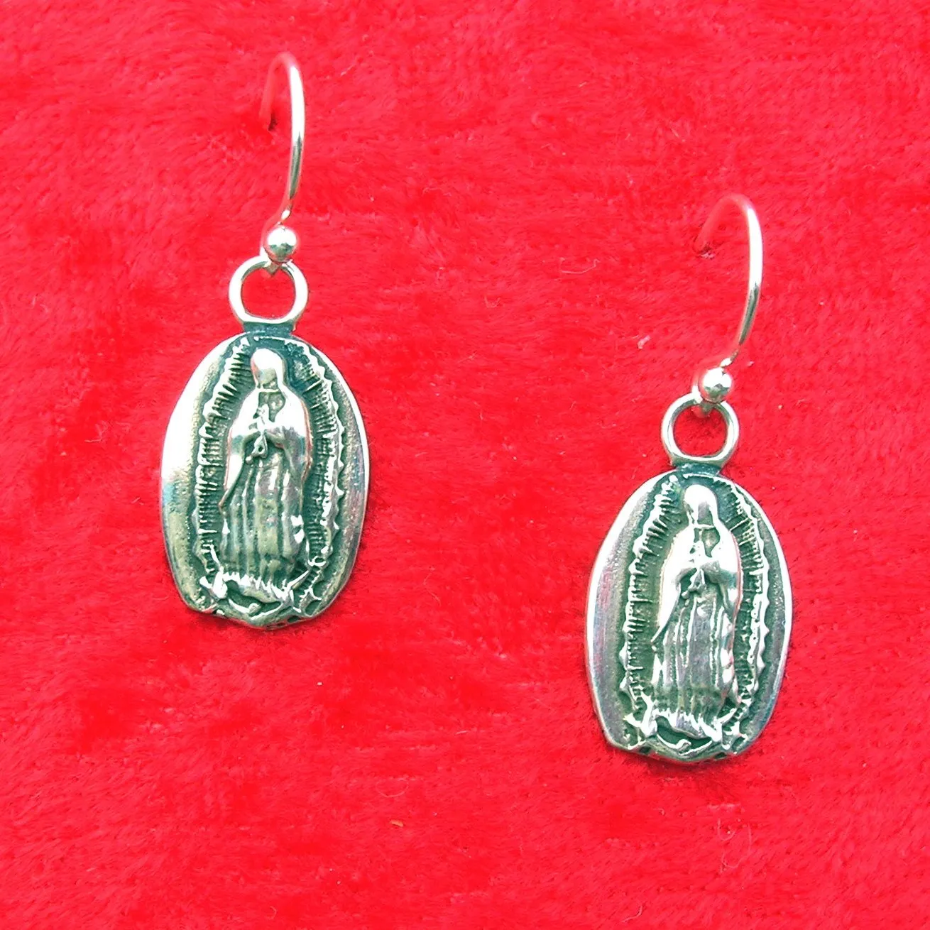E198 Small Guadalupe Madonna Our Lady Earrings