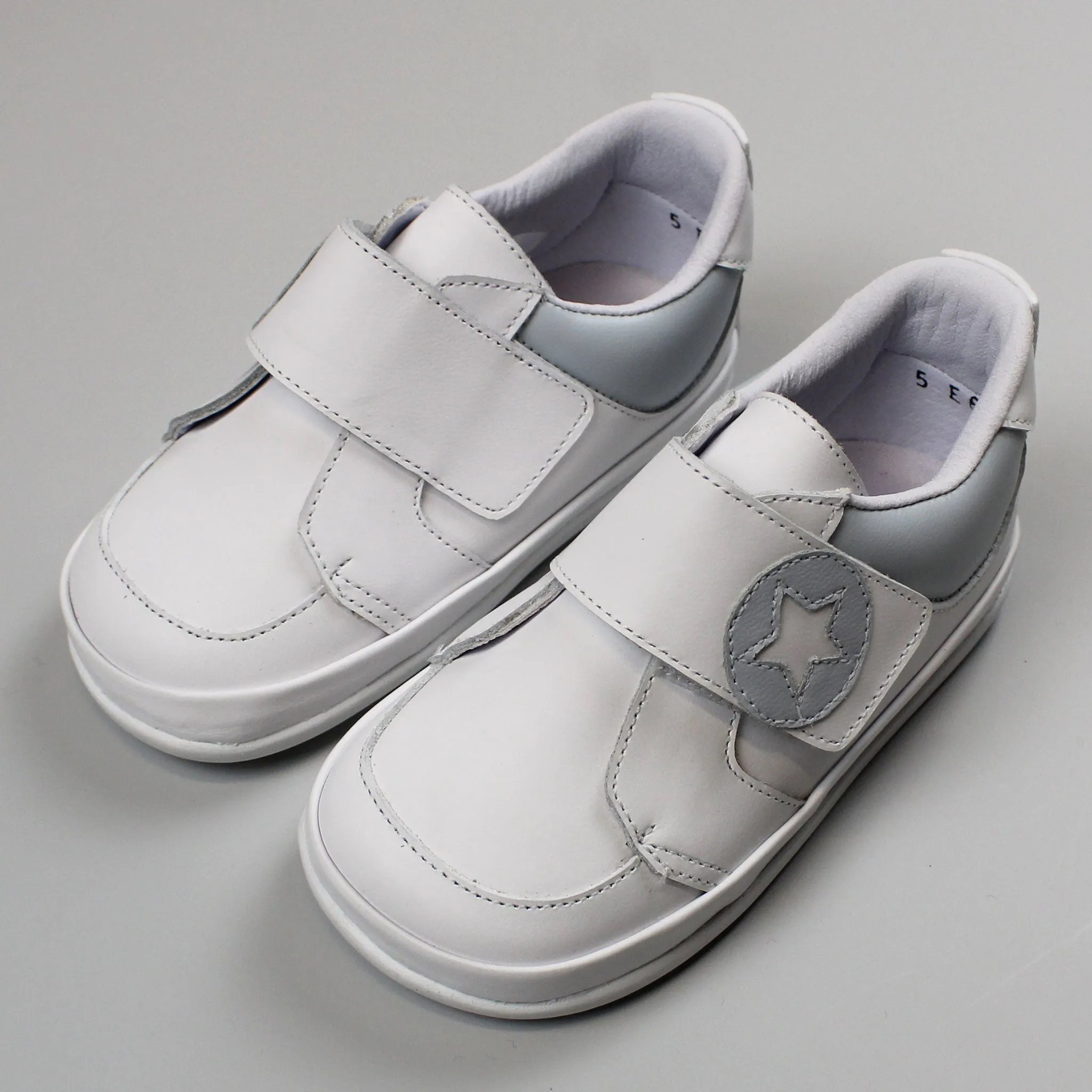 First Walker Shoes / Trainers - Boys - Hard Sole white Leather - Pex Jake