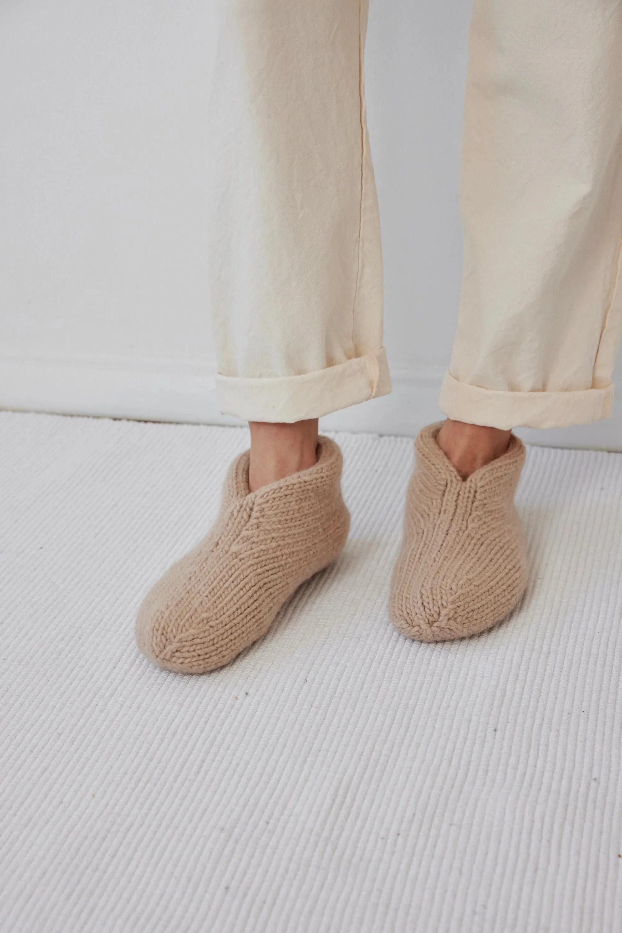 Hand-loomed Slippers | Sand