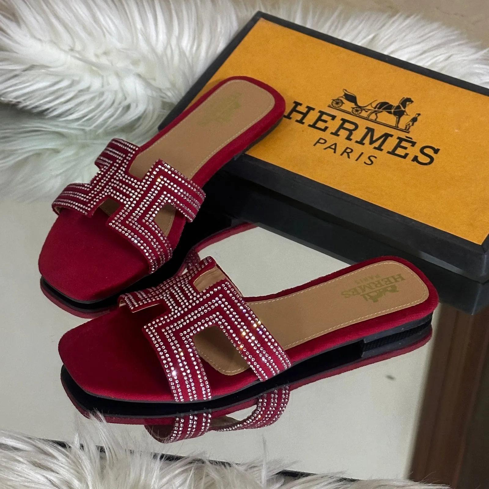 Hermes Horizon Red