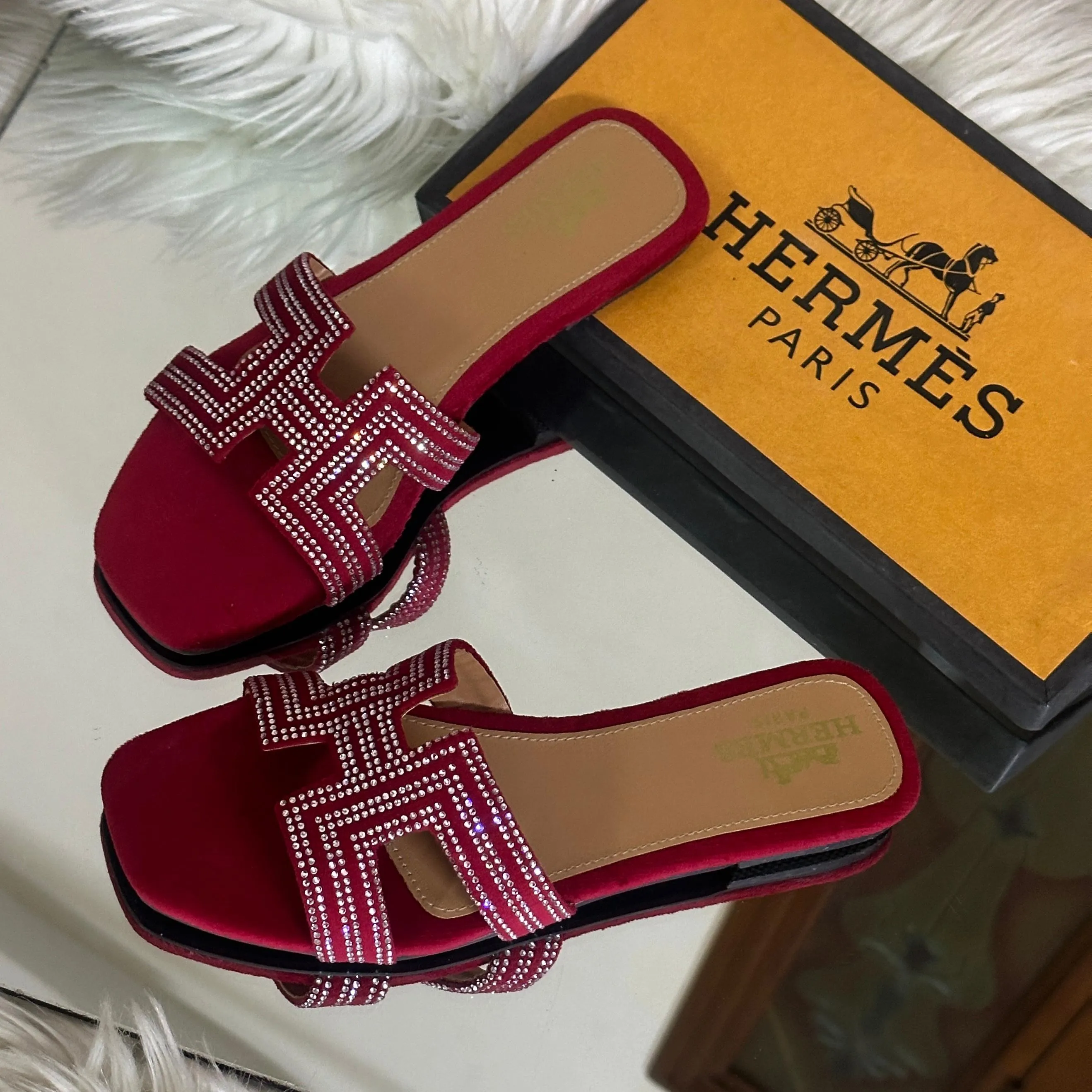 Hermes Horizon Red