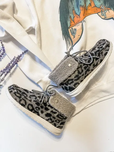 Ladies Gypsy Jazz Leopard Fleece Shoes - Grey