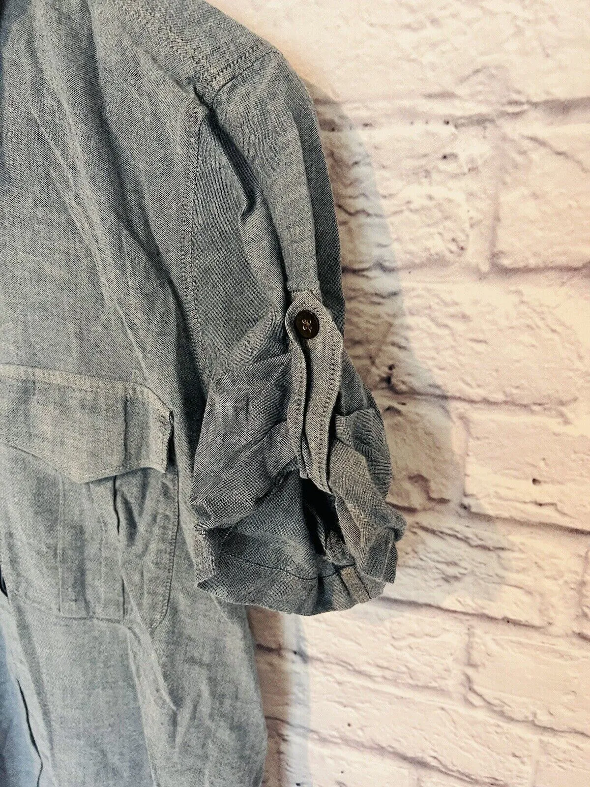 MADEWELL Womens Botton Up Shirt Gray Sz M Short Sleeve Classic Workwear Career