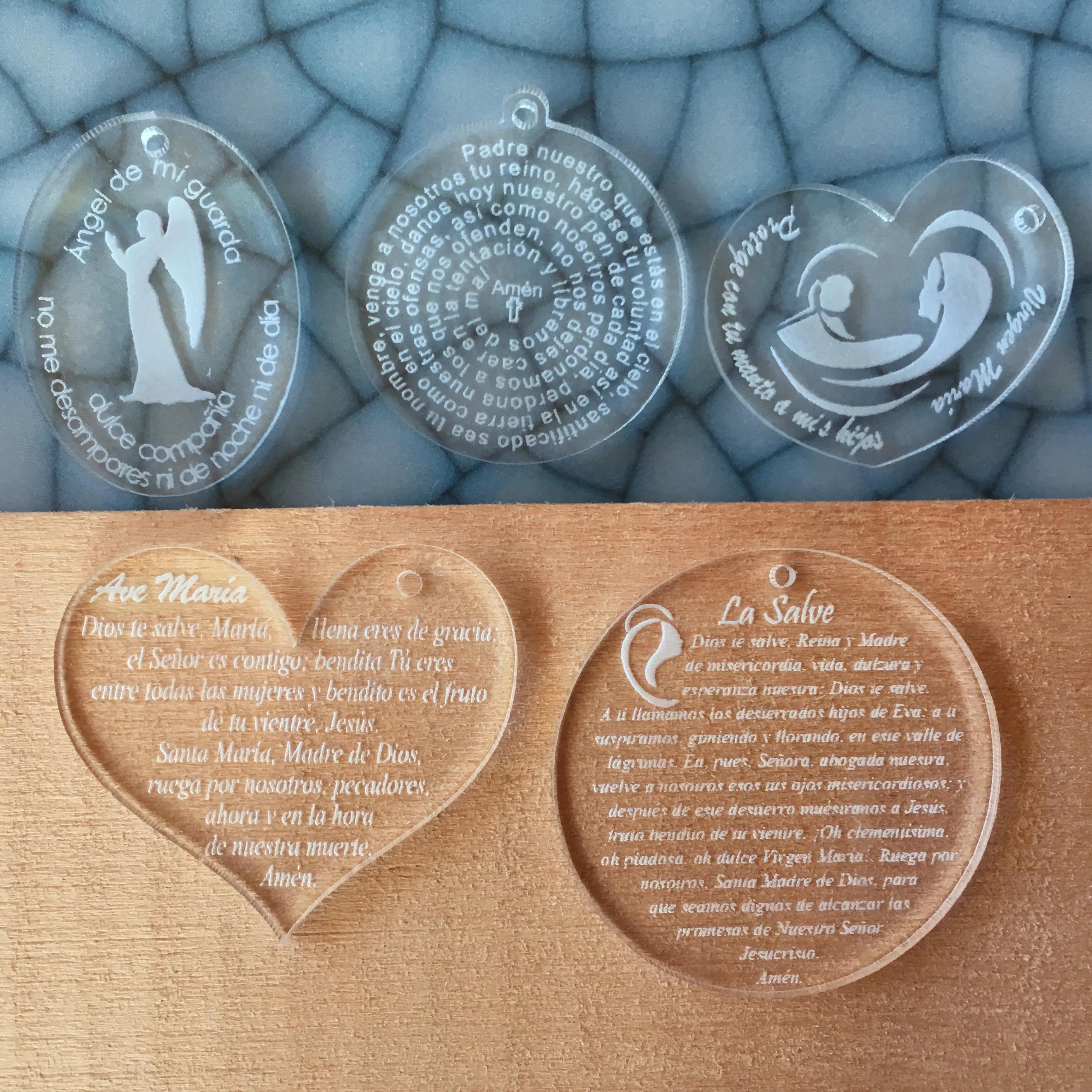 Oraciones en Dijes Transparentes - 10 Piezas, 30-40mm / Translucid prayer charm - 10 pieces, 30-40mm