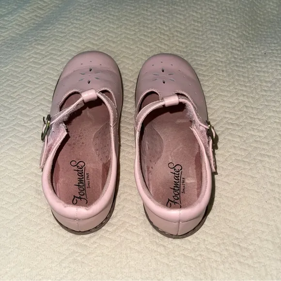 pink t strap t-strap mary janes footmates classic