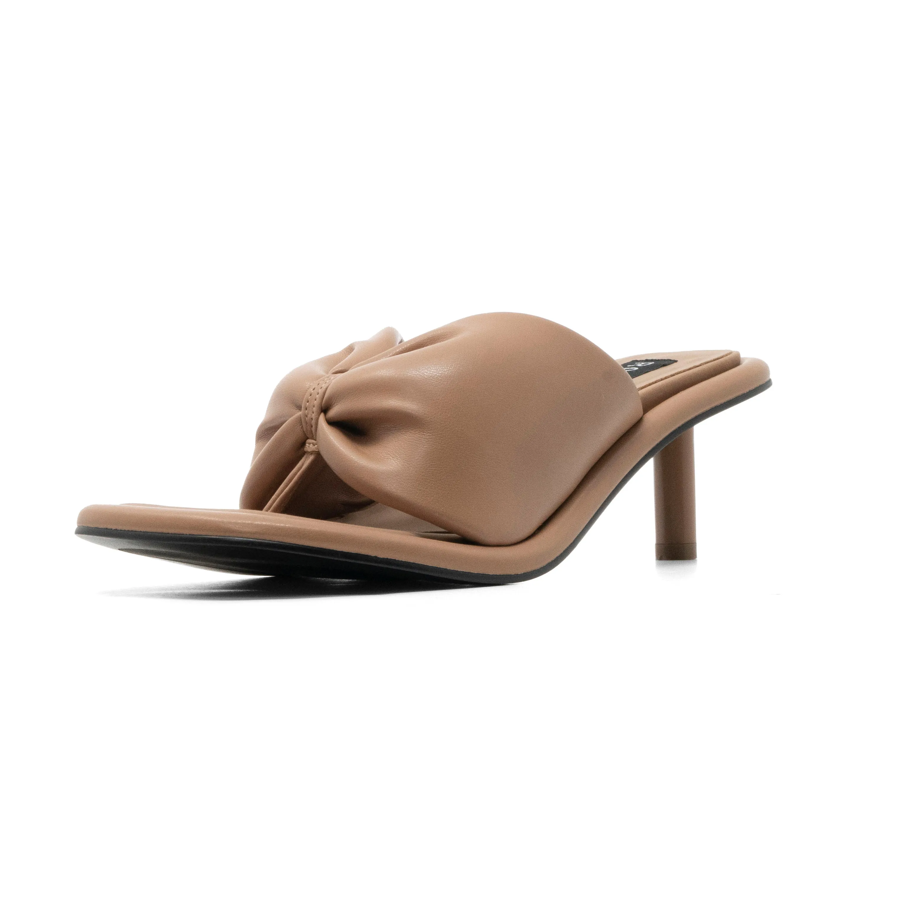 ROAM PILLOW THONG NUDE VEGAN LEATHER