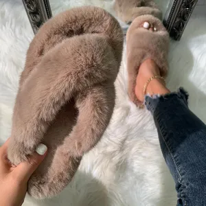 Solid Cross Strap Fluffy Flat Sandals
