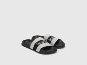 Textured Pattern Casual Slippers