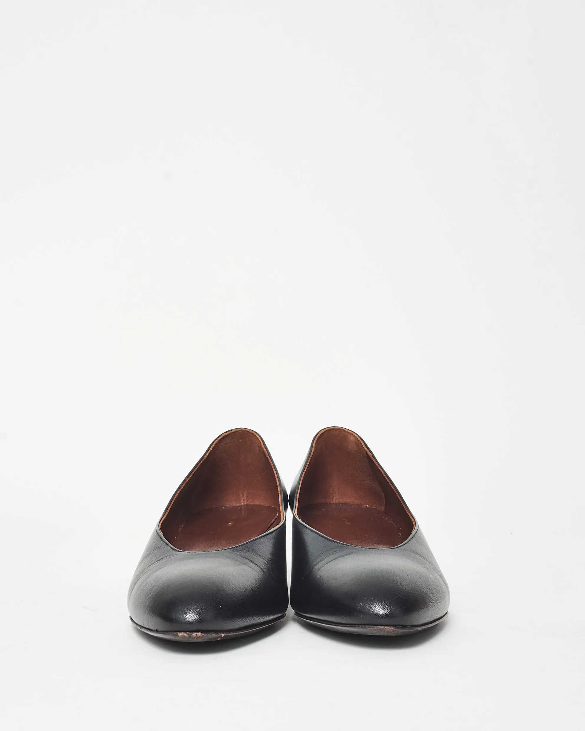 The Row Black Leather Almond Pump - 38