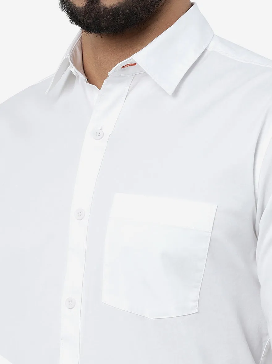 White Solid Slim Fit Casual Shirt | JadeBlue